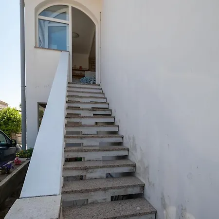 公寓 With A Parking Space Povljana, Pag - 21318 波弗加纳