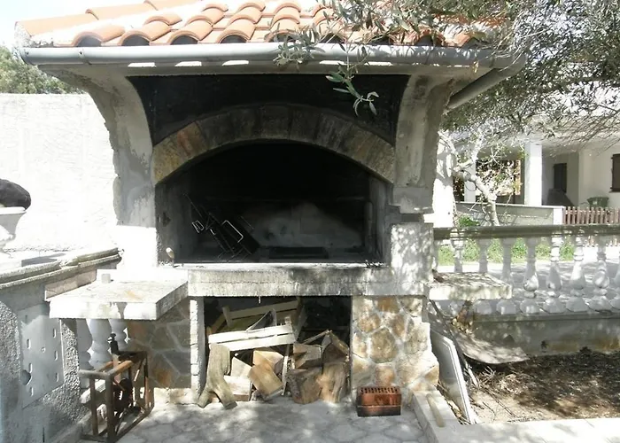 Διαμέρισμα With Parking Space Povljana, Pag - 21318 *