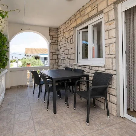 דירה With Parking Space Povljana, Pag - 21318 פובליאנה