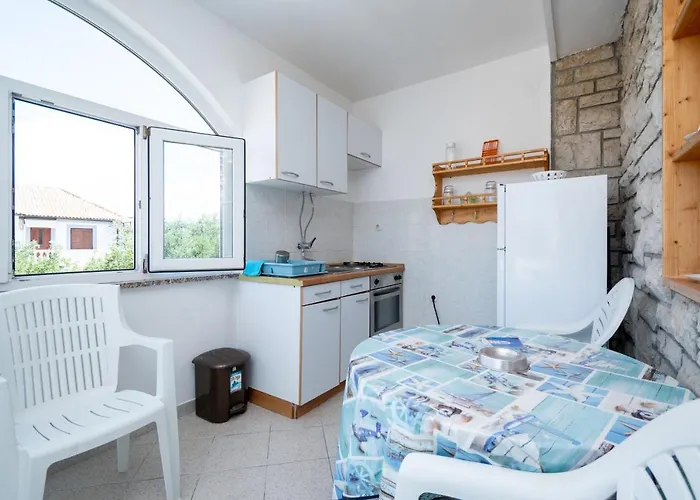 With Parking Space Povljana, Pag - 21318 Apartman